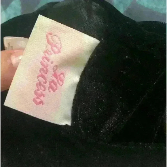 La Princess size 12M - Picture 2 of 3